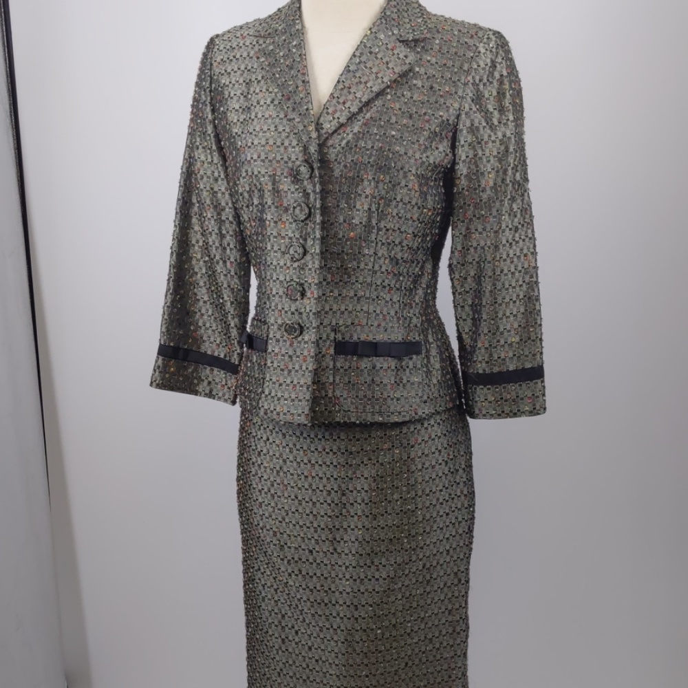 Maggie L. gray multi-color-flecked 2-piece suit- sz 4